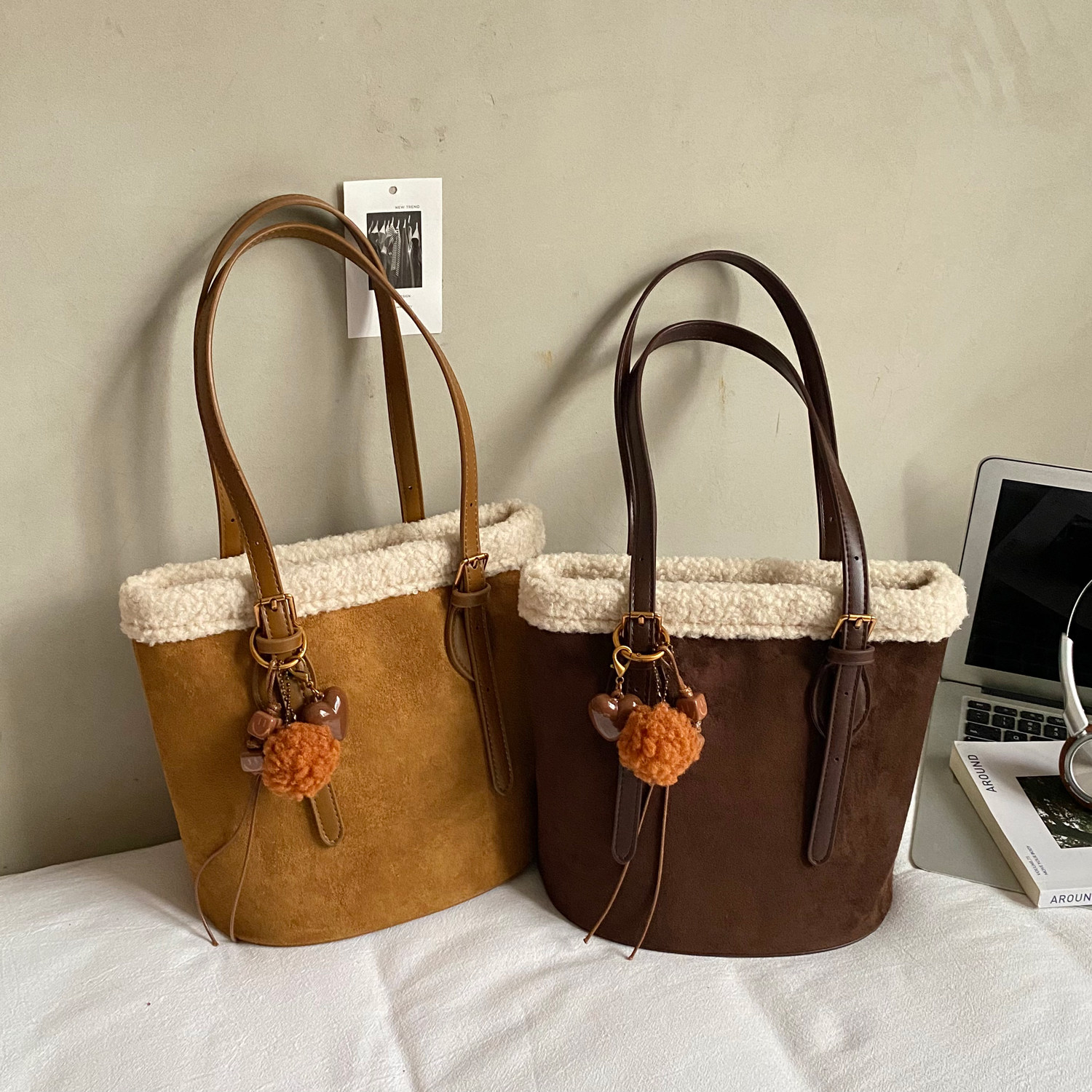 ins超火小众复古撞色羊羔绒手提水桶包包女冬季时尚大容量托特包,箱包皮具/热销女包/男包,通用款女包,淘宝优惠券,粉丝福利购,淘宝优惠卷