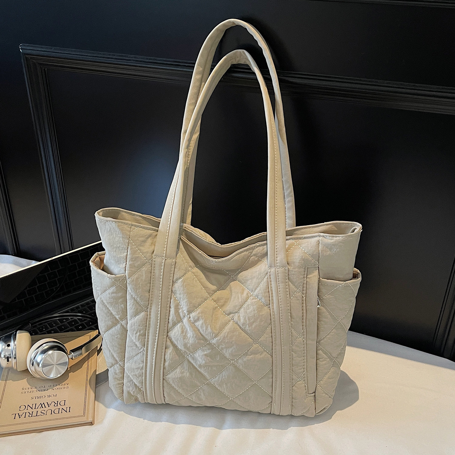 菱格绗缝夹棉包包女式大容量手提带拉链托特包简约休闲通勤单肩包