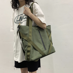 ins港风帆布包女单肩斜挎大容量容纳袋工装 电脑包旅行手提购物袋