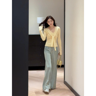 鹅黄色海军领内搭打底衫女长袖2025秋冬披肩v领修身短款针织毛衣