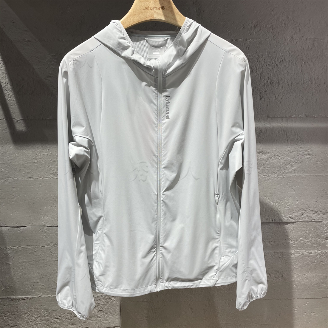 Lafuma乐飞叶国内专柜正品代购25年夏款女士防晒薄外套LFJA5BP20