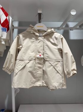 巴拉巴拉女幼小童风衣外套2026春季新款女童便服201126105009