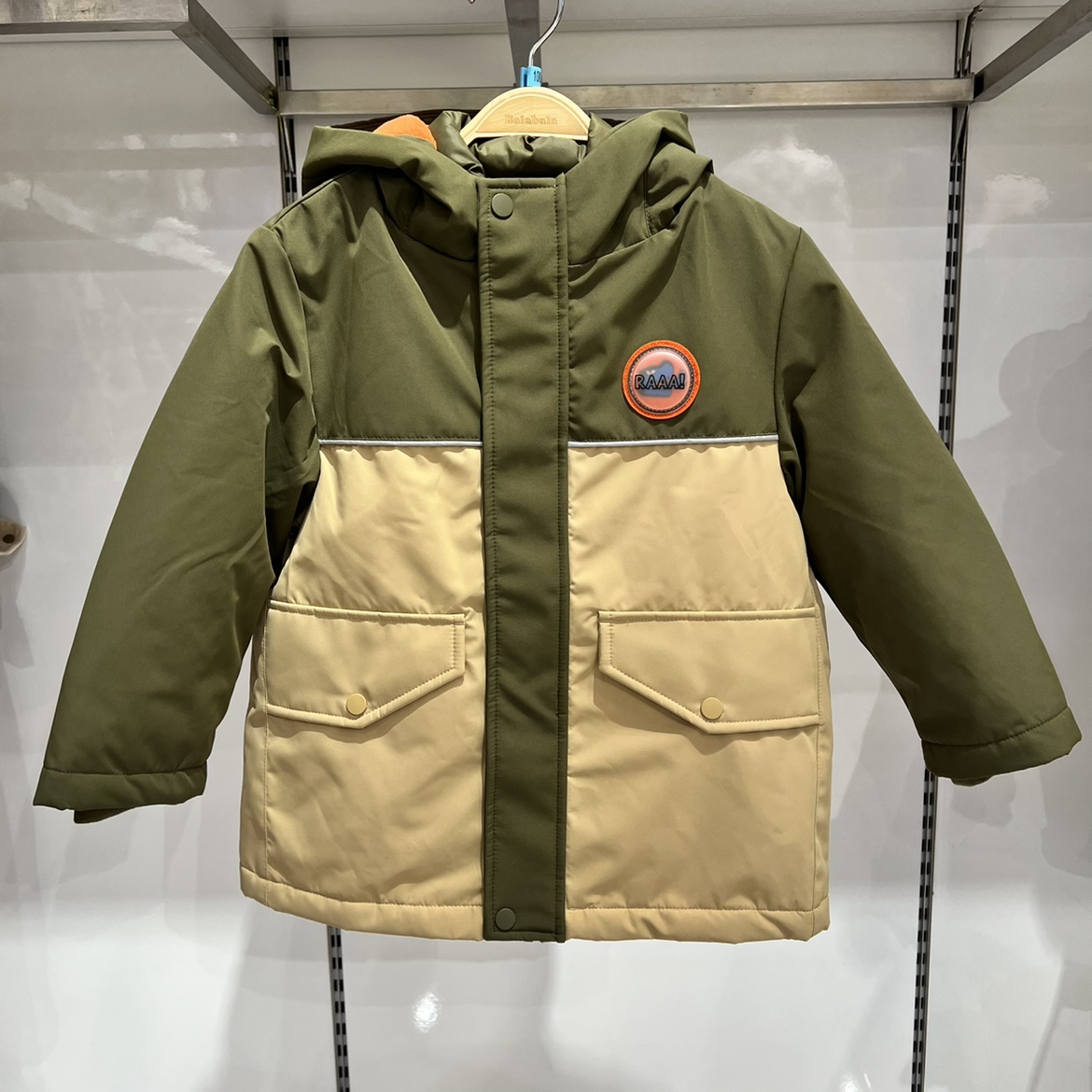 巴拉巴拉的羽绒服怎么辨别真假（巴拉巴拉羽绒服怎么样）-第2张图片-潮百科