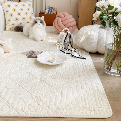 家用奶油色卧室水洗棉床边垫