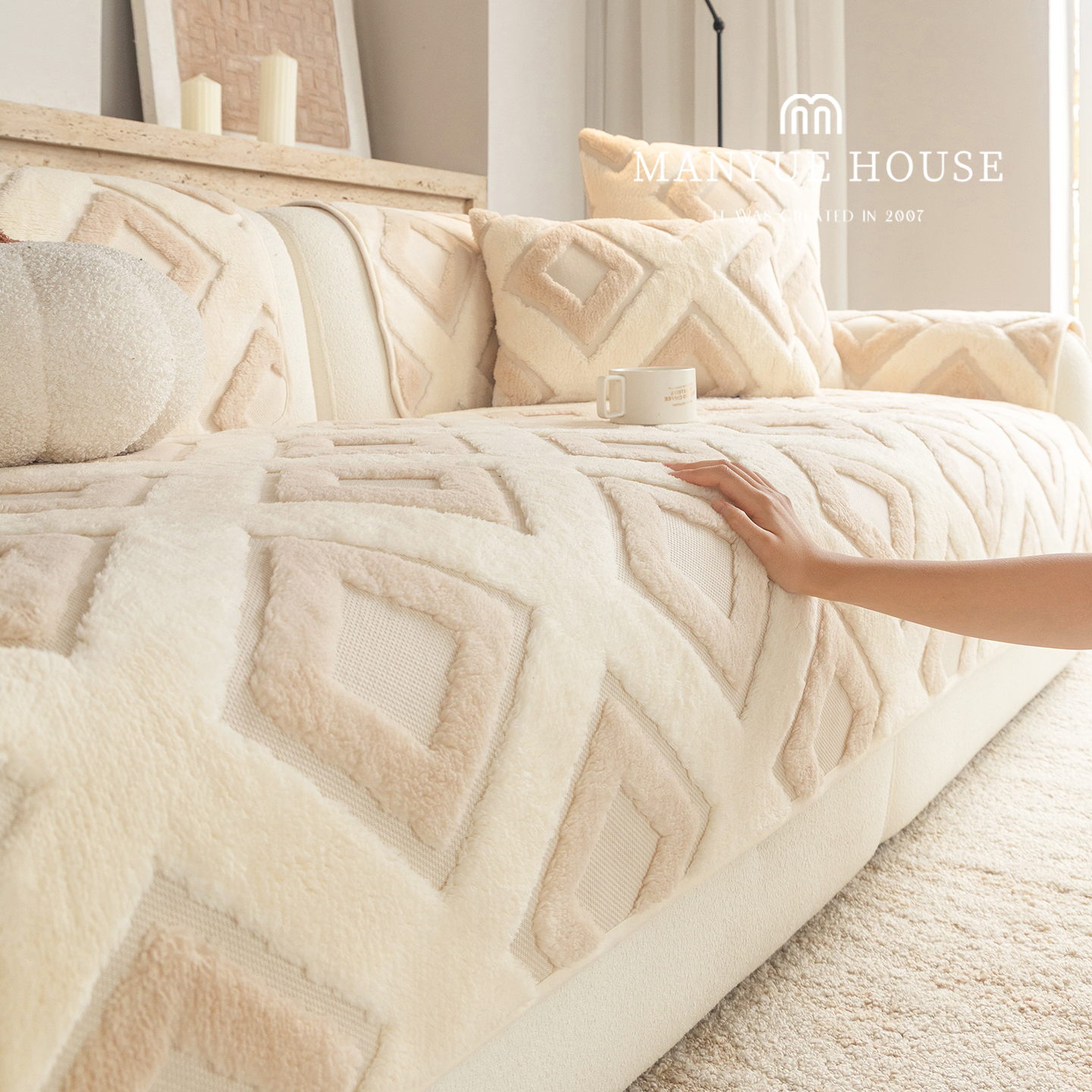 蔓越家轻奢风毛绒沙发盖巾防滑