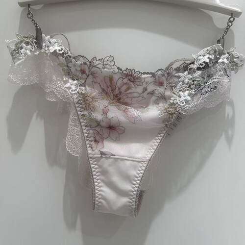 专柜正品26新款华歌尔WP61F6金标立体花T裤配套WB31F6