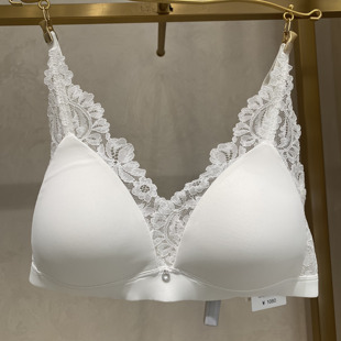 CC16AE1 La Clover 25新款舒适柔软无钢圈比基尼简约黑白文胸1080