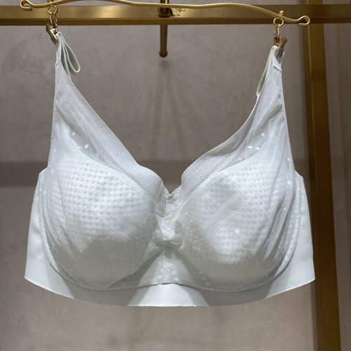 爱慕内衣24款夏浅夏3/4软托蜂巢薄模杯文胸洞洞杯透气AM119381