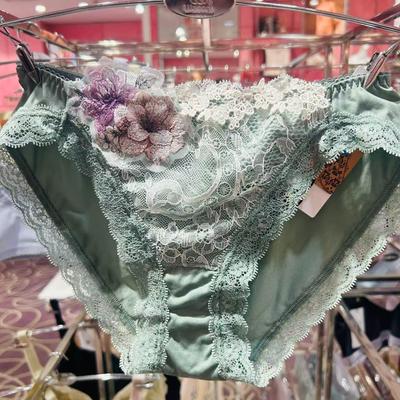 华歌尔WP33H4金标刺绣花朵中低腰女士三角内裤 配WB33H4吊牌359
