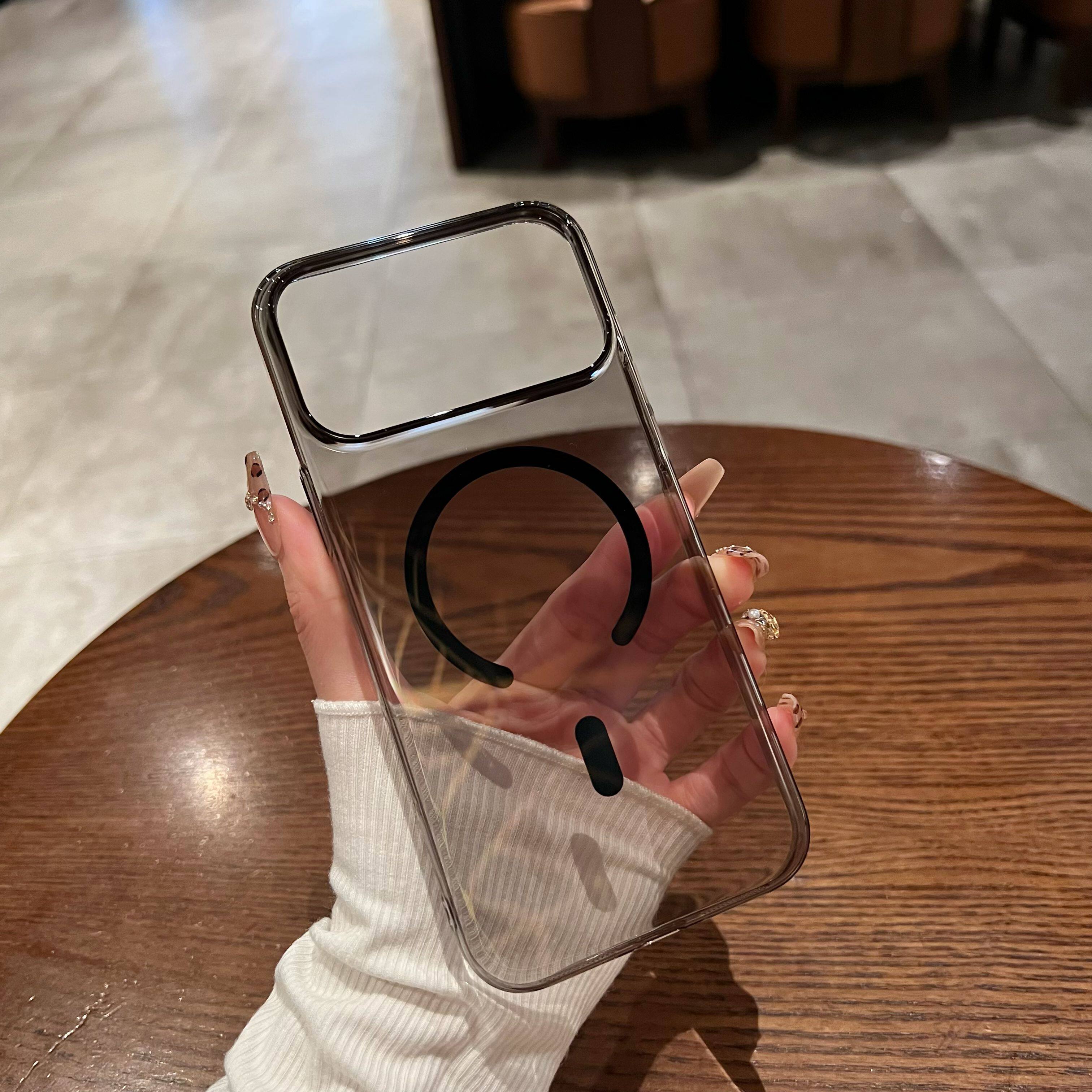 适用苹果17promax超薄手机壳新款iphone16pro磁吸充电15高级感13大孔透明12简约14plus男女不发黄保护套