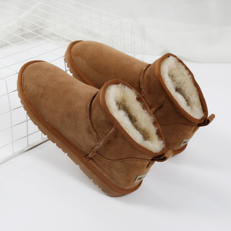 羊皮毛一体雪地靴男女鞋短筒真皮冬季防滑保暖加厚纯羊毛棉鞋大码