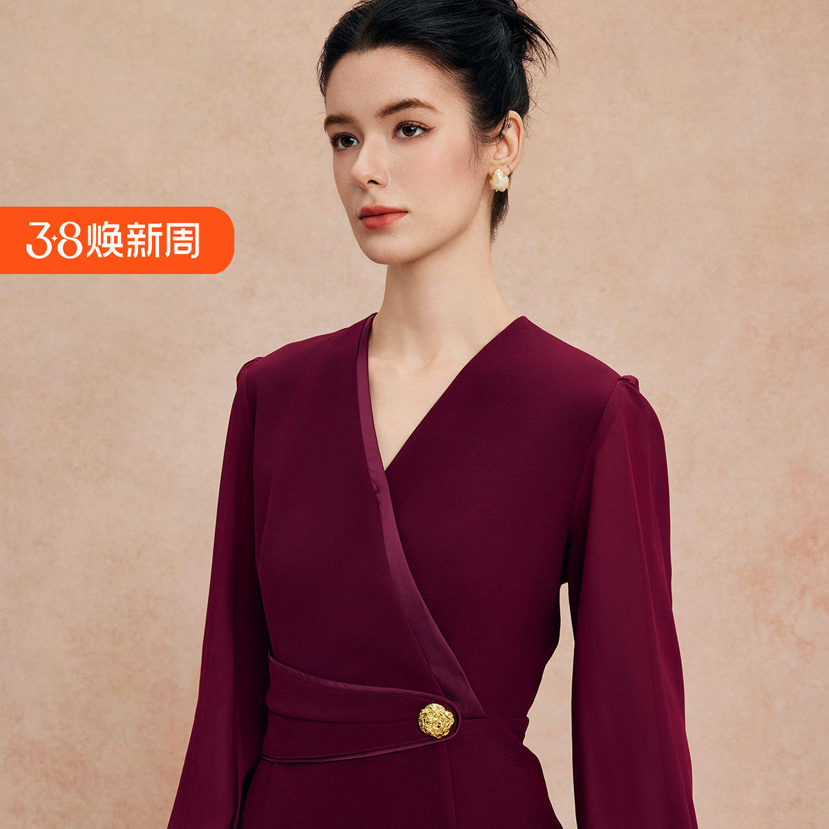 斯尔丽2025新款宴会小礼服V型领收腰放摆鱼尾裙优雅知性连衣裙