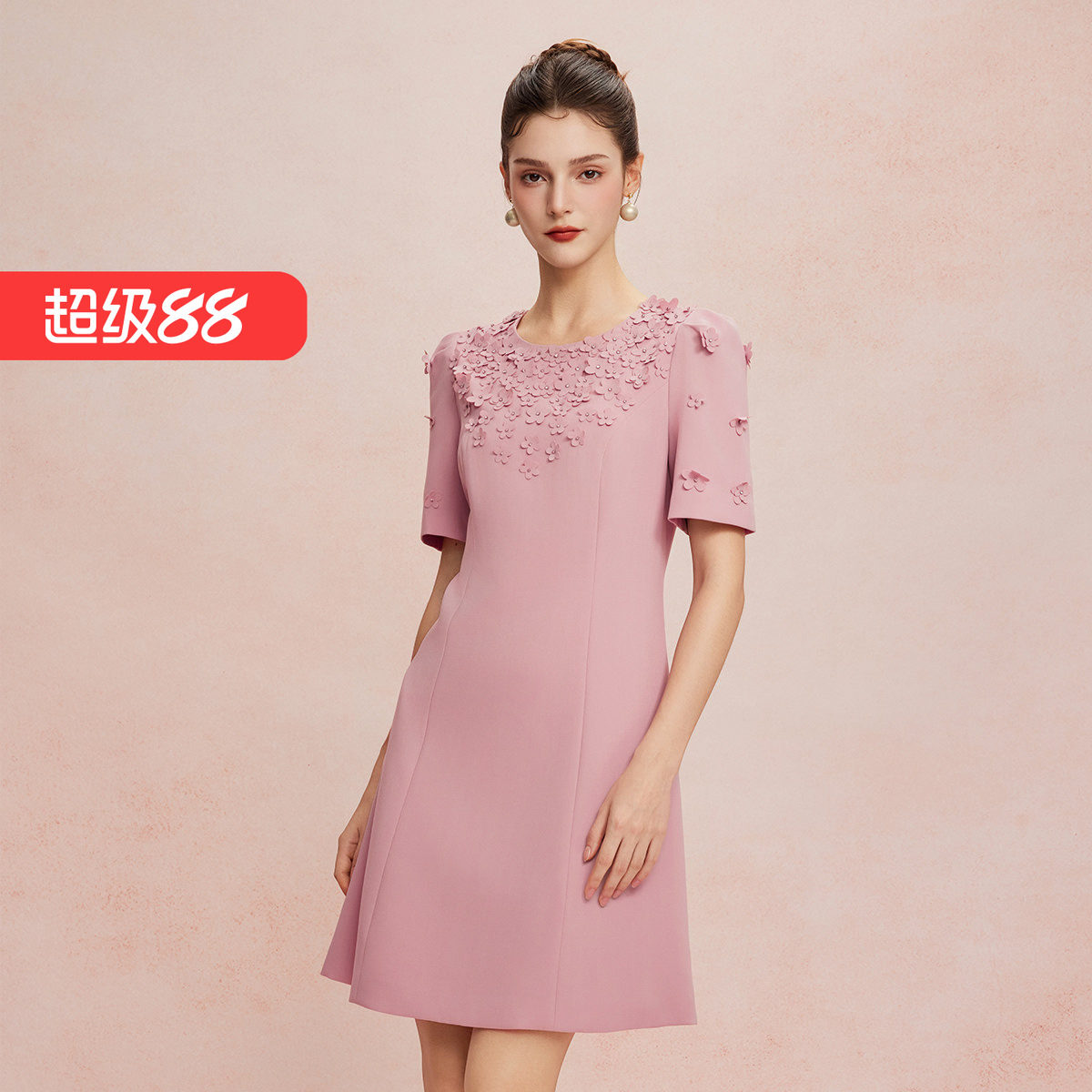 斯尔丽2025夏季新款轻奢小礼服立体绣花法式浪漫收腰轻礼服连衣裙