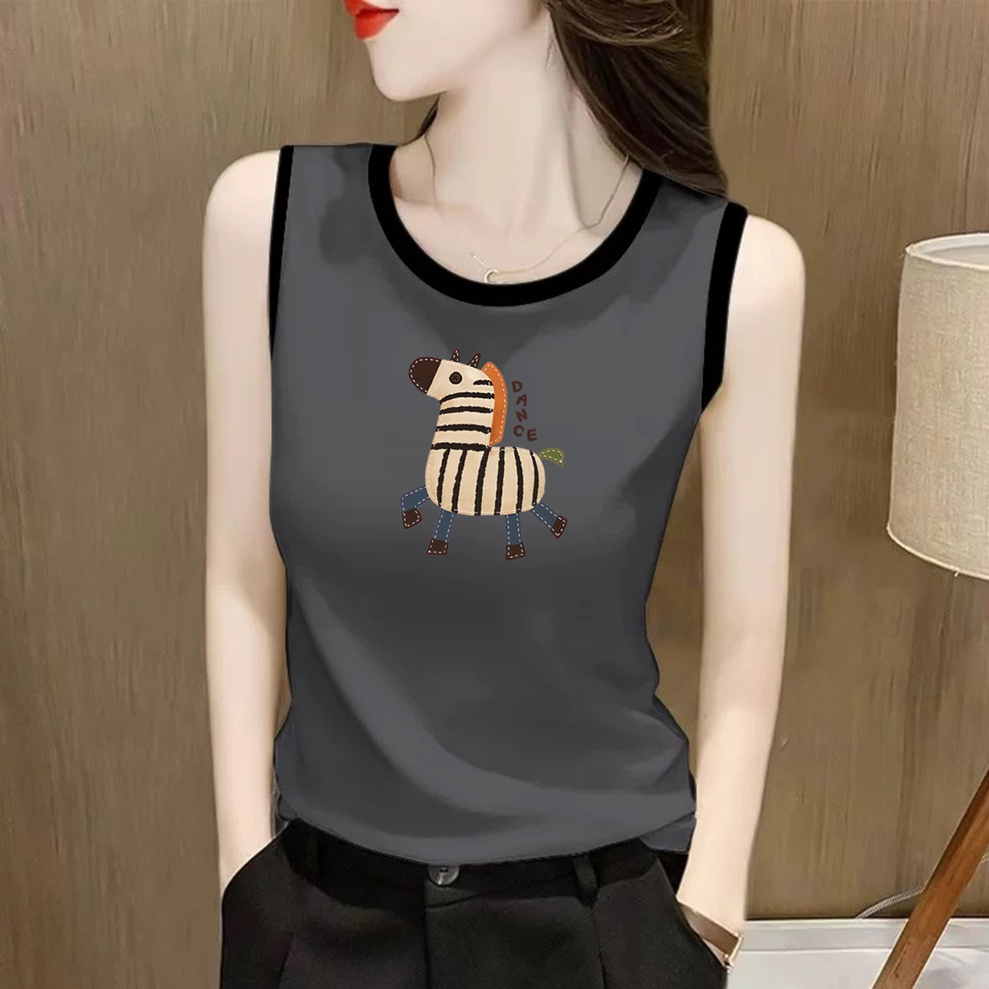 卡通印花无袖背心女纯棉宽松内搭显瘦T恤上衣