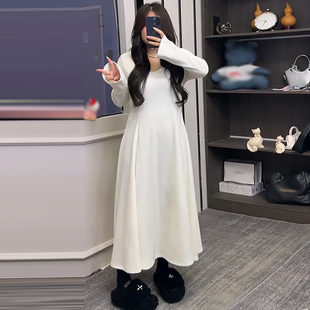 加绒连衣裙收腰针织大A字长裙胖mm2025显瘦宽松大码冬季新款女装