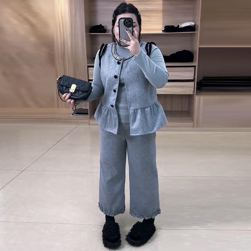 花边拼接马甲直筒裤打底衫上衣潮