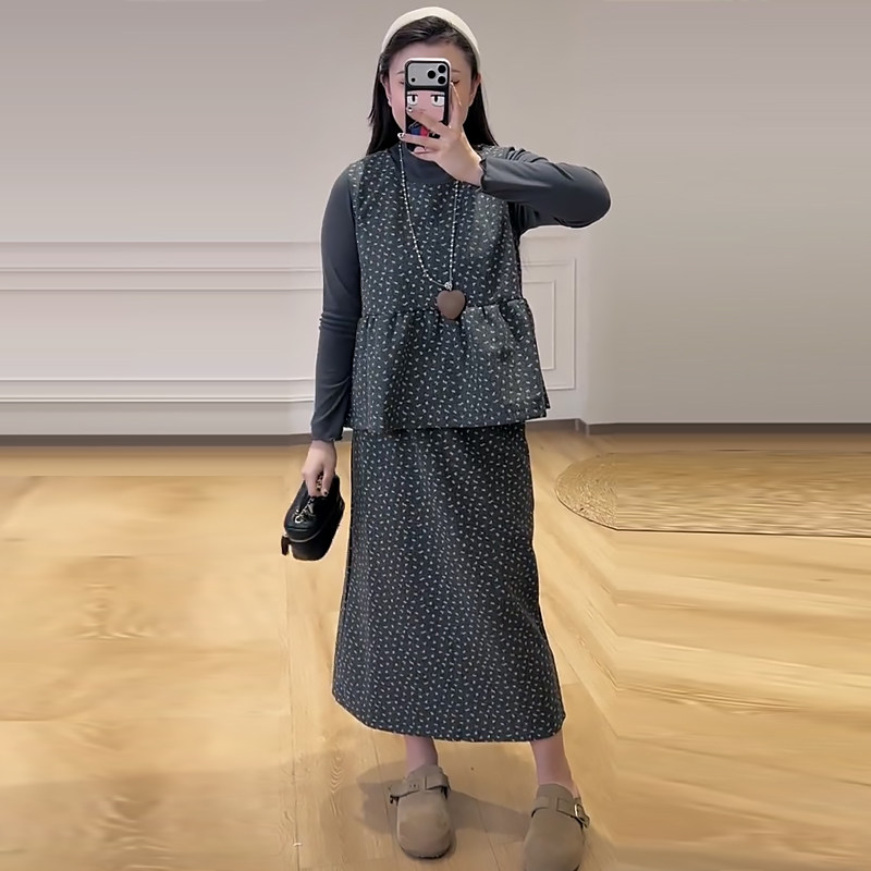 两面穿碎花背心女半身裙打底衫胖mm2026春冬新款显瘦宽松大码女装,女装/女士精品,大码套装,淘宝优惠券,粉丝福利购,淘宝优惠卷