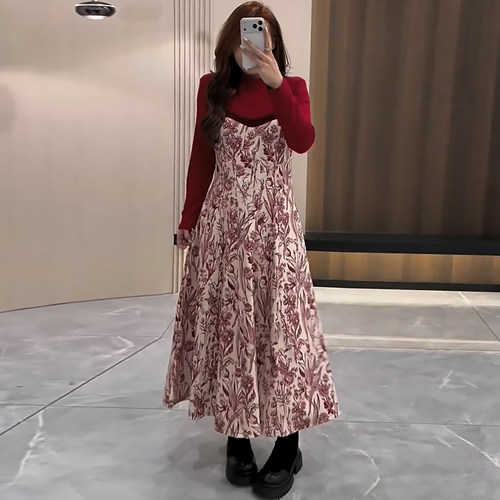 提花大裙摆复古吊带连衣裙打底衫