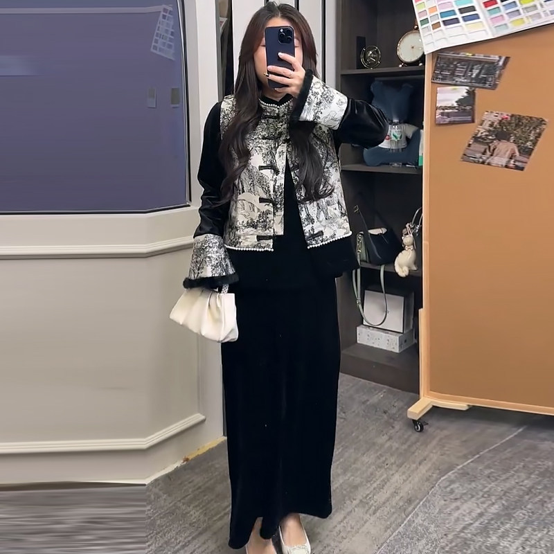 盘扣水墨马甲打底衫半身裙套装胖mm2025冬季新款显瘦宽松大码女装,女装/女士精品,大码套装,淘宝优惠券,粉丝福利购,淘宝优惠卷