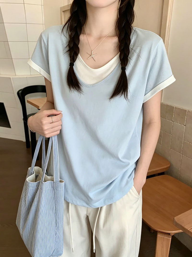 浅蓝色假两件正肩短袖t恤女夏季2026新款宽松撞色拼接设计感上衣