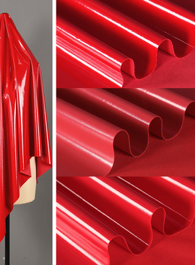 大红色中国红镜面PU皮革面料 高弹力防水仿皮料光泽亮感服装布料