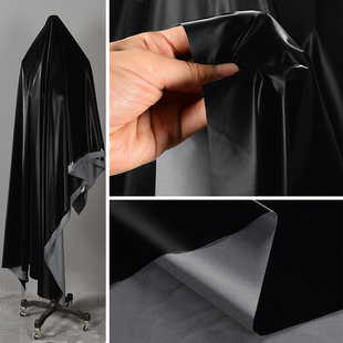 暗黑色鲨鱼皮面料 PU皮料柔软无弹丝滑防水皮衣羽绒服设计师布料