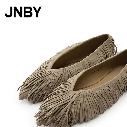 【秋冬上新】JNBY/江南布衣25秋时髦通勤尖头流苏浅口鞋7P8M10140