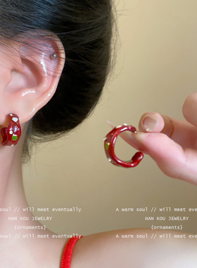 复古红色滴釉C型锆石耳钉女2025新款爆款高级感气质耳圈独特耳饰