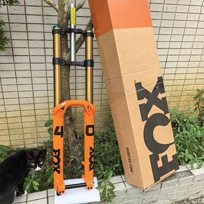 27款FOX40/38超轻速降软尾前叉