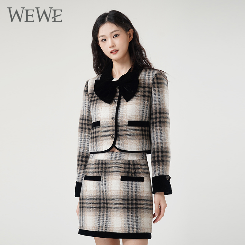 WEWE唯唯2023东格子时尚套装