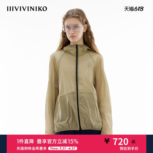 轻薄简约连帽外套IIIVIVINIKO
