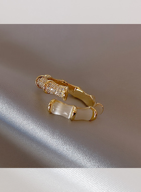 Doro朵兰 の步步高竹节戒指女个性白色高级感锆石韩版网红指环