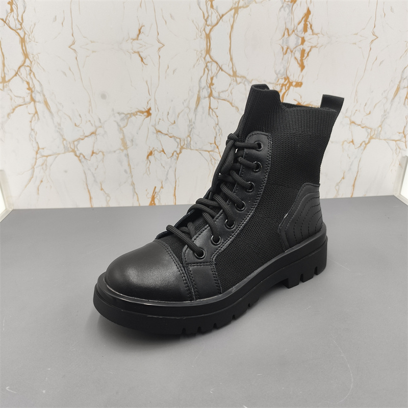 断码处理真皮36码马丁靴2025秋季圆头平底防滑底牛皮织物单靴女靴