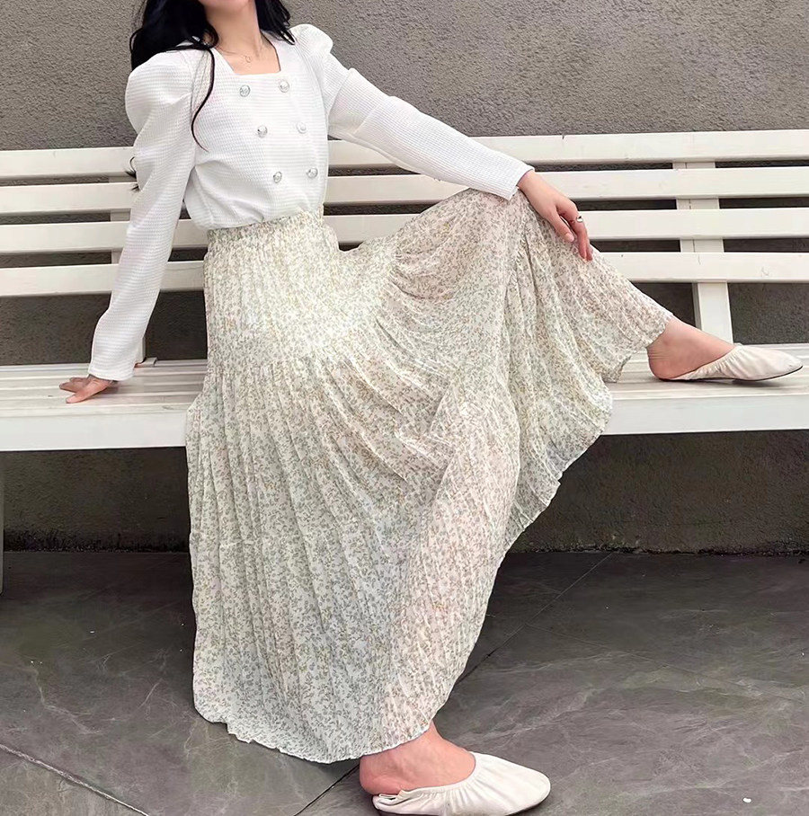 现货  2023碎花半身裙韩版小清新高腰褶皱中长款裙子夏季新款百搭