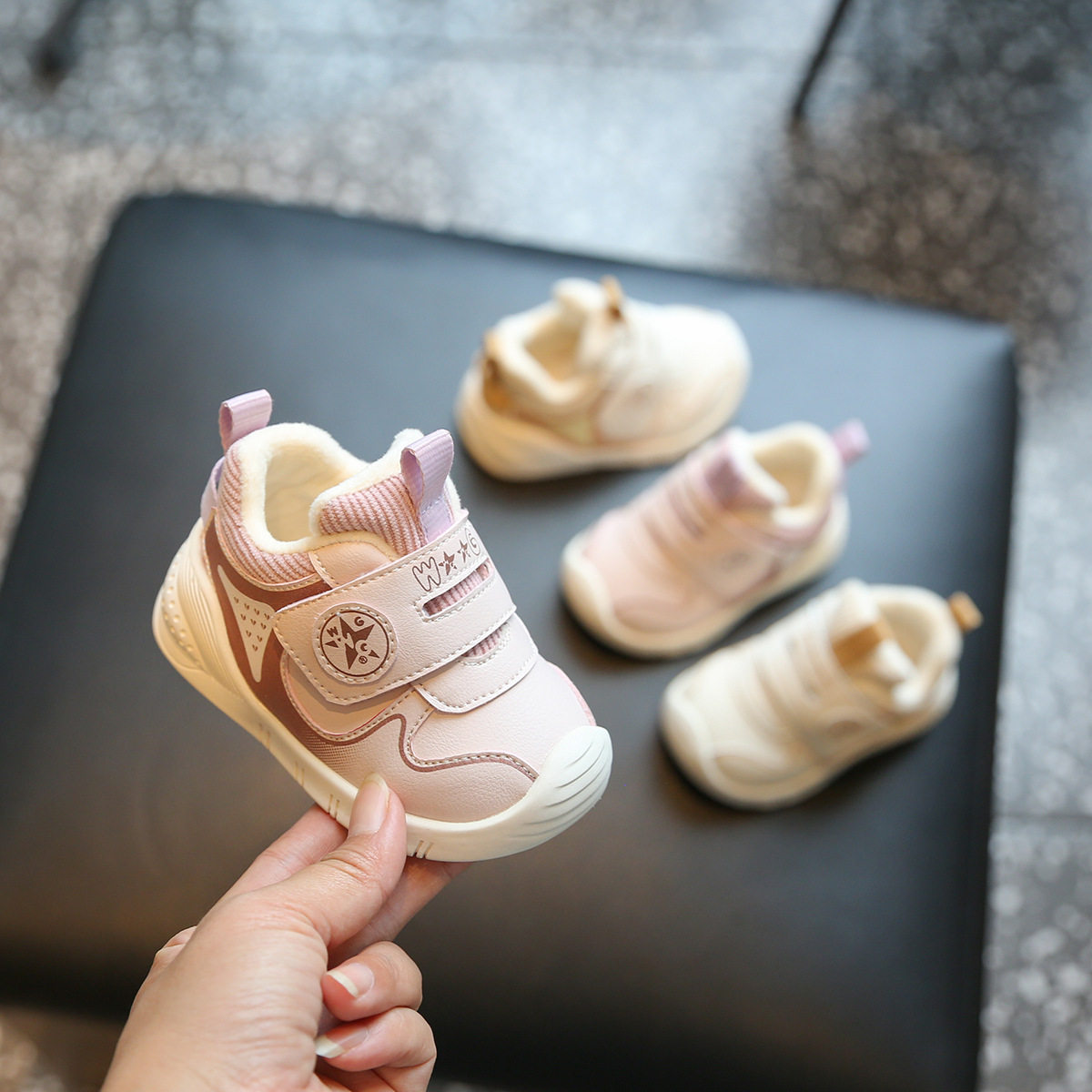 儿童机能鞋婴儿鞋冬款男小童软底学步鞋加绒棉鞋一岁婴幼儿鞋子女,童鞋/婴儿鞋/亲子鞋,婴儿步前鞋/袜鞋,淘宝优惠券,粉丝福利购,淘宝优惠卷