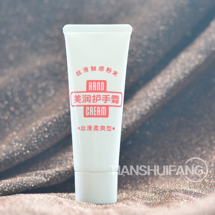 日本美润护手霜40g丝滑柔爽型男女不粘腻保湿滋润改善干燥粗糙