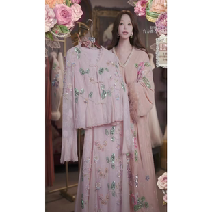 120 0315直播189高端春上新轻奢粉重工刺绣上衣裙子2件套80