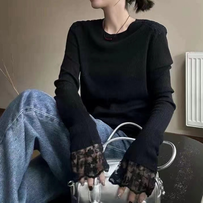 设计感蕾丝拼接磨毛T恤衫修身显瘦打底衫时尚气质百搭长袖上衣女