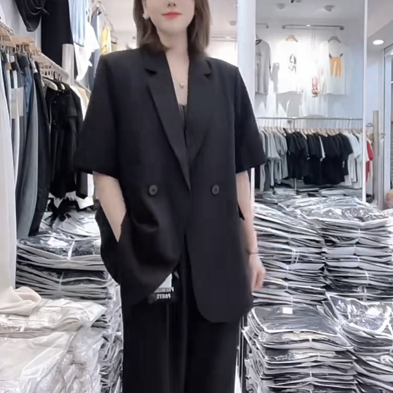 潮牌薄款休闲黑色西装外套女2026新款夏季韩版中长款短袖西服上衣