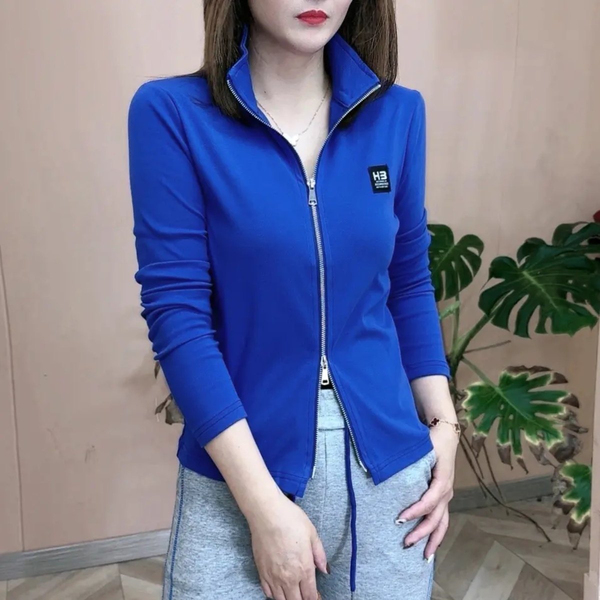 短袖简约薄款双拉链纯棉料女图片