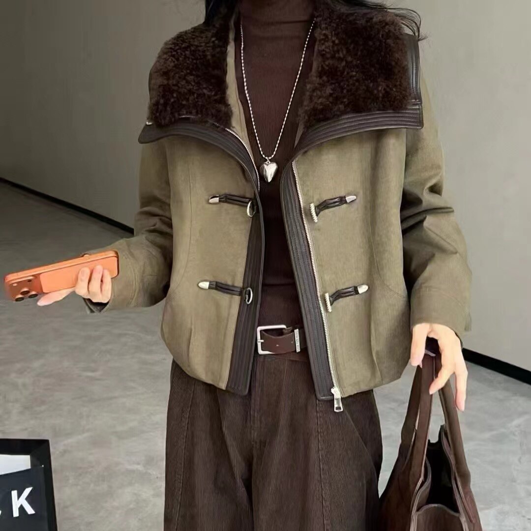 羊羔毛拼接大翻领羽绒内胆派克服外套女2026冬季新款90白鸭绒上衣