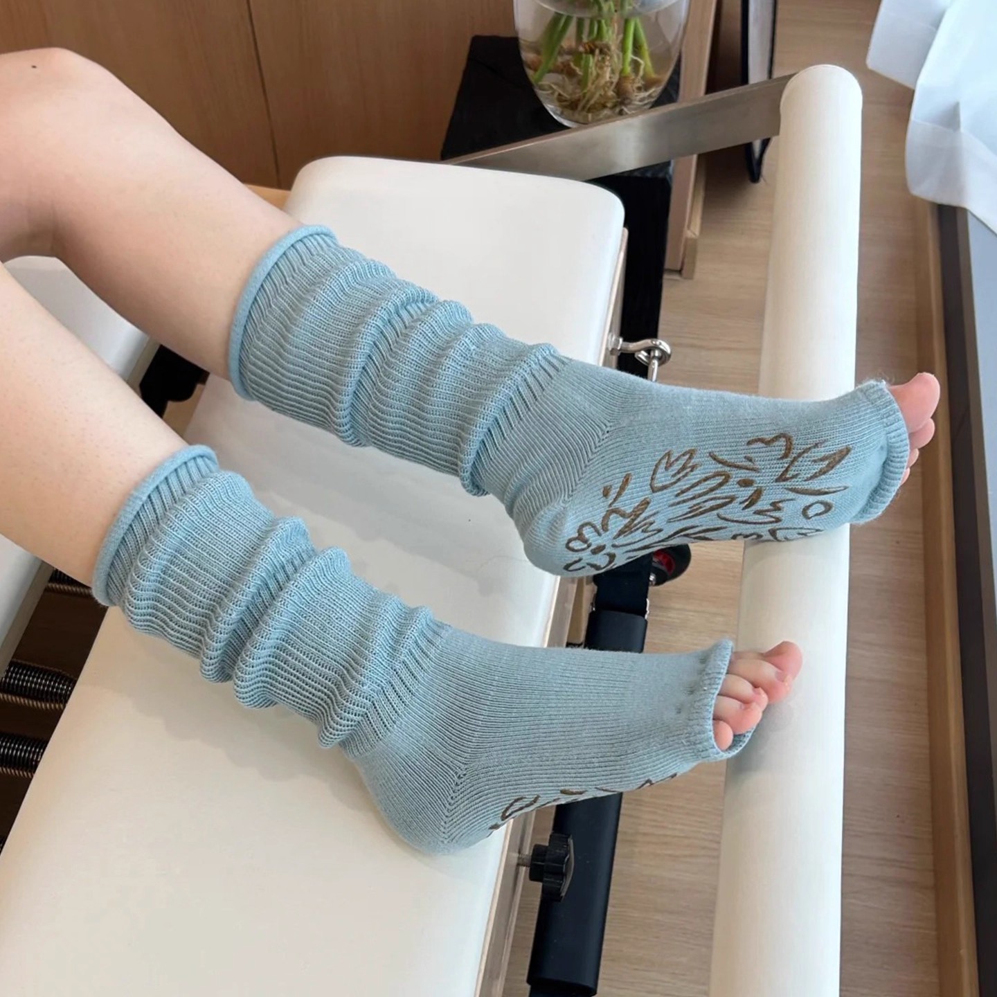 IuIu防滑五指瑜伽袜子成人跳舞