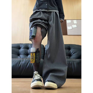 灰色老钱风褶皱西裤男款春季美式高街cleanfit裤子垂感微喇弯刀裤