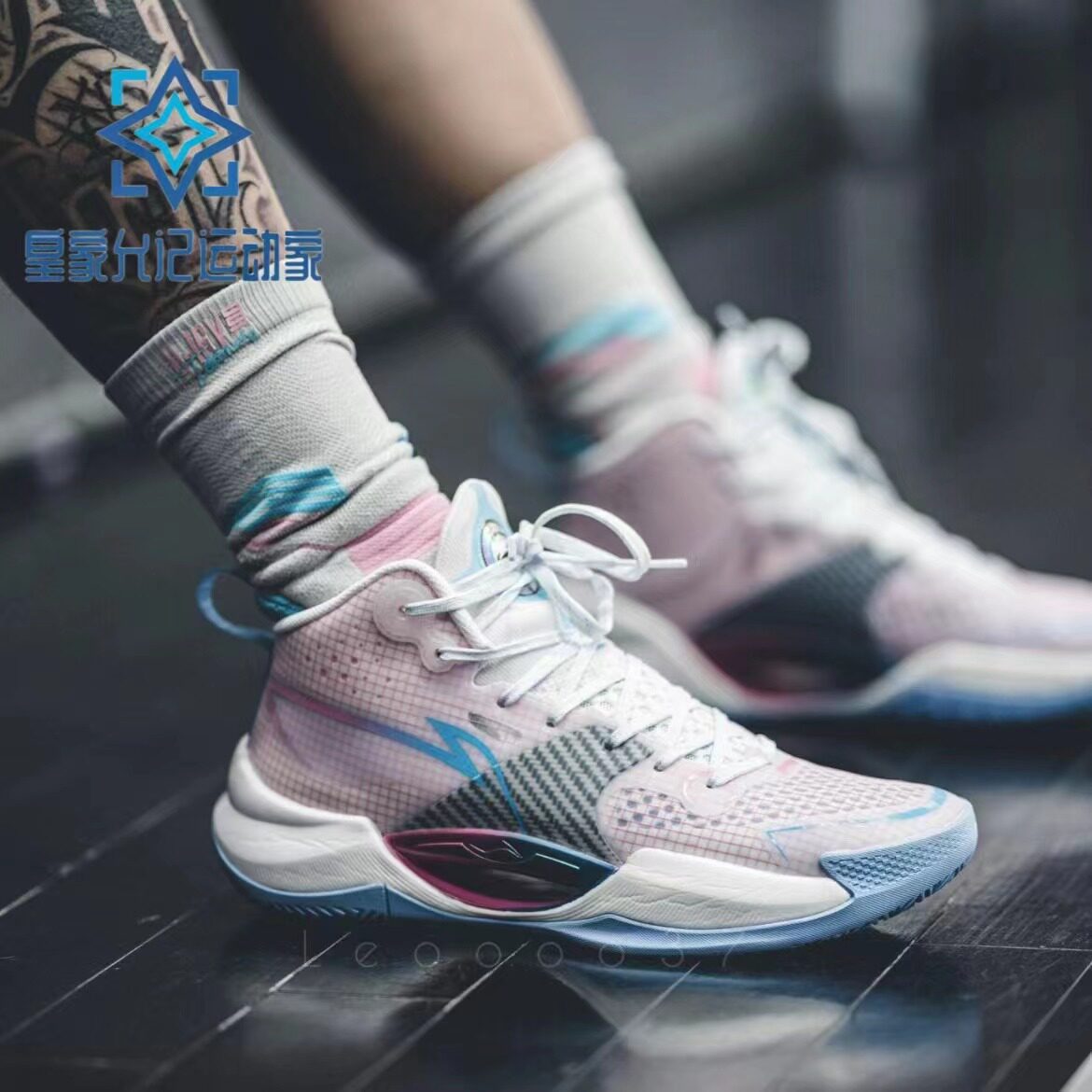 李宁 超轻2025防滑耐磨  篮球鞋 桃木粉