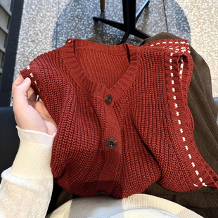 欧麦嘎系列！红色圆领明线排扣针织背心早春新款设计感叠穿小马甲