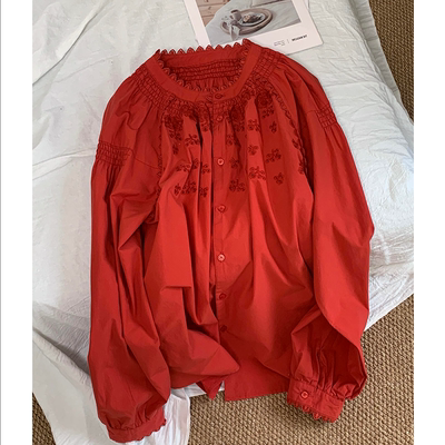 刺绣花边圆领镂空衬衫单排扣上衣