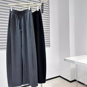 现货 垂感阔腿香蕉运动裤 一穿一个不吱声 2026秋冬空气层弯刀裤