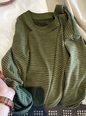 糟了的好喜欢！绿色条纹圆领长袖软糯T恤女早春新款宽松单穿卫衣