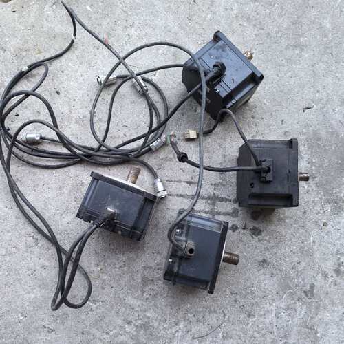 议价伺服电机HC-UFS73-S7 750W三台有一泰后盖可维修
