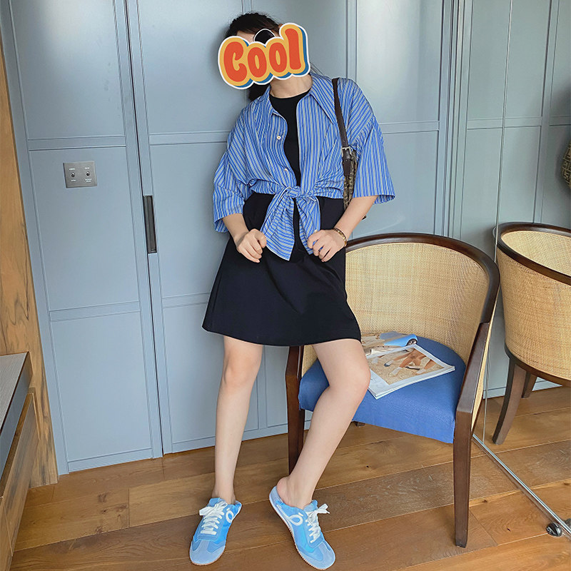 [레오마미] 임부복 가을청색 세로줄무늬 7부소매 루즈한 중간기장 배커버 탑